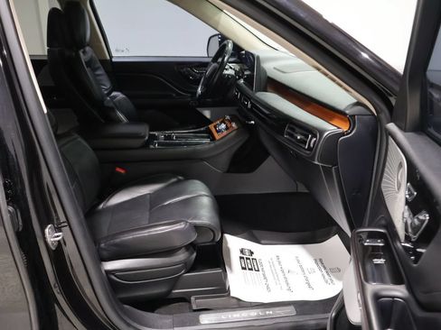 Used 2020 Lincoln Aviator Reserve w/ Equipment Group 202A AWD/4WD image 23