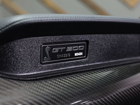 Used 2021 Ford Mustang Shelby GT500 w/ Carbon Fiber Track Pack RWD image 44