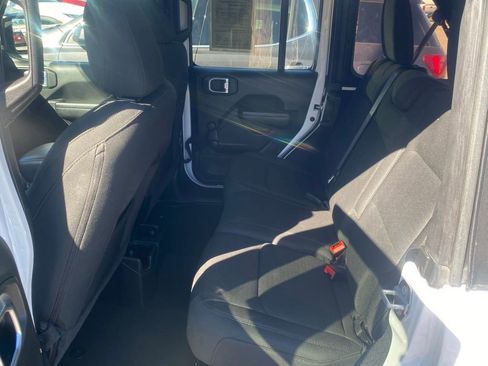 Used 2021 Jeep Wrangler Unlimited Sport image 9