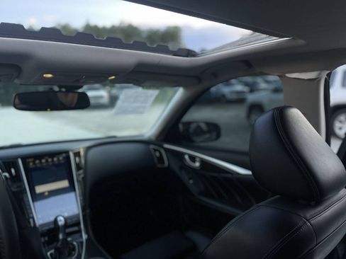 Used 2014 INFINITI Q50 AWD w/ Deluxe Touring Package image 25