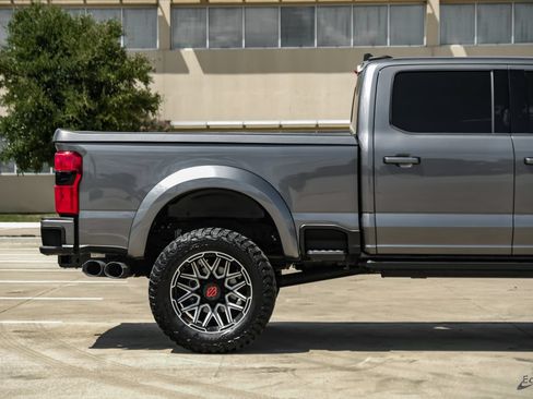 Used 2024 Ford F250 Lariat w/ Lariat Ultimate Package AWD/4WD image 22