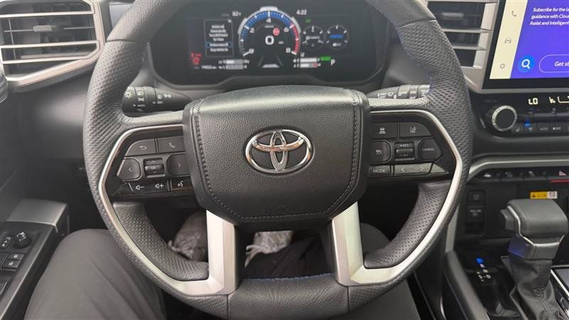 Used 2024 Toyota Sequoia Platinum AWD/4WD image 31