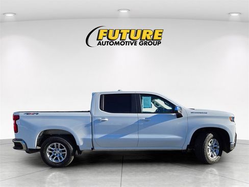 Used 2021 Chevrolet Silverado 1500 LT image 3
