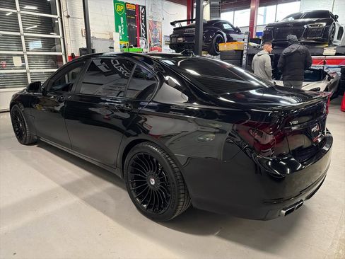 Used 2013 BMW 760Li image 9