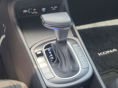 Used 2024 Hyundai Kona SEL AWD/4WD image 19