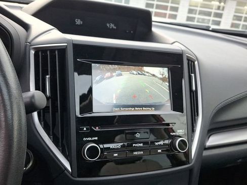 Used 2023 Subaru Forester Premium image 18