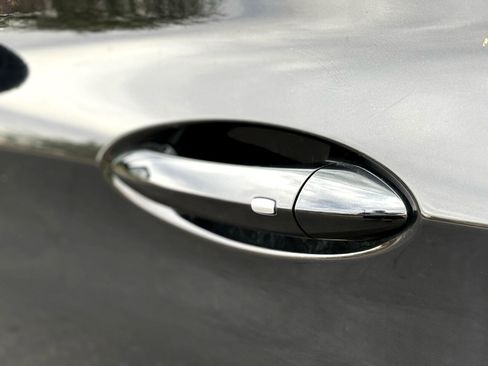 Used 2019 Chevrolet Bolt LT image 28