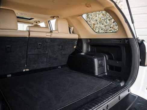 Used 2016 Toyota 4Runner SR5 Premium AWD/4WD image 68