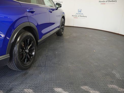 Used 2023 Honda CR-V Sport image 4