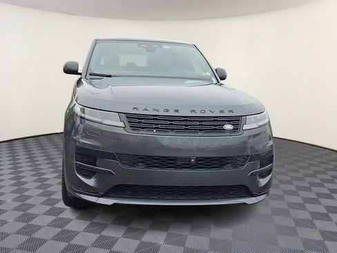 Used 2024 Land Rover Range Rover Sport Dynamic SE image 3