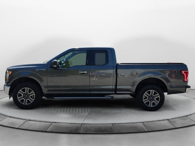 Used 2017 Ford F150 XLT w/ Equipment Group 302A Luxury AWD/4WD image 2