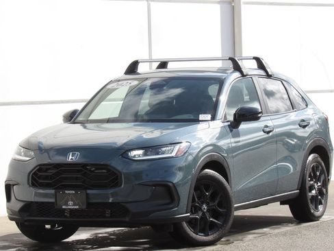 Used 2025 Honda HR-V Sport image 1