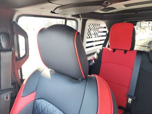 Used 2019 Jeep Wrangler Unlimited Rubicon image 24