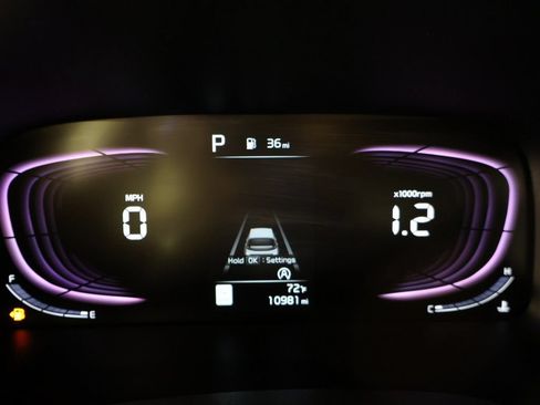 Used 2024 Kia Soul LX w/ Option Group 015 FWD image 37