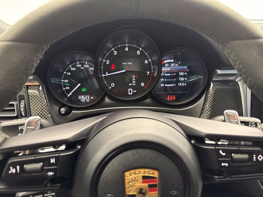Certified 2023 Porsche Macan AWD/4WD image 31