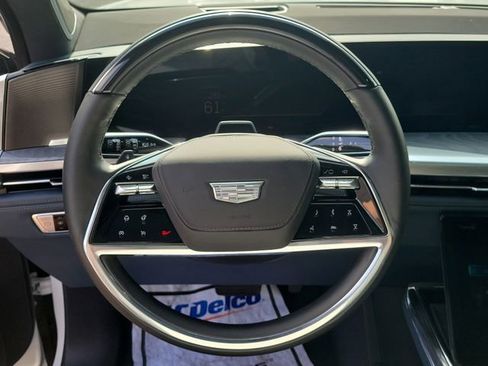 New 2025 Cadillac Escalade IQ Sport 2 w/ LPO, ONYX Package AWD/4WD image 9