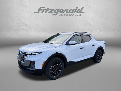 Used 2024 Hyundai Santa Cruz SEL w/ Activity Package AWD/4WD image 3