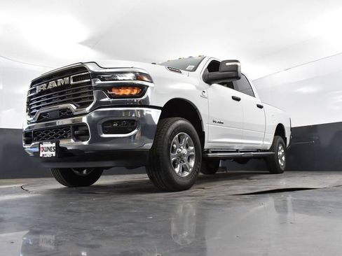 New 2025 RAM 2500 Big Horn AWD/4WD image 42