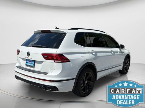 Used 2024 Volkswagen Tiguan SE R-Line FWD image 5