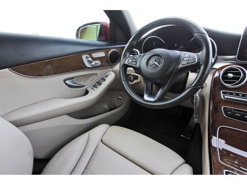 Used 2018 Mercedes-Benz C 300 Sedan w/ Parking Assist Package image 10