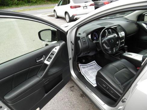 Used 2013 Nissan Murano SL FWD image 10