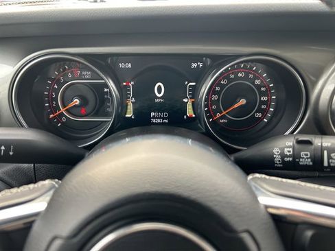 Used 2021 Jeep Wrangler Unlimited Sahara w/ Uconnect 4C Nav & Sound Group image 13