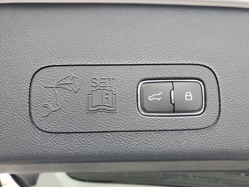 New 2025 Lincoln Aviator AWD w/ Equipment Group 101A image 30