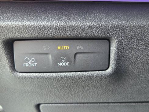 New 2026 Volkswagen Tiguan SEL R-Line AWD/4WD image 19