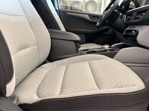New 2025 Ford Escape Active w/ Tech Pack #1 image 37