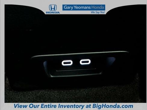 Used 2024 Toyota Corolla Cross LE FWD image 16