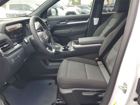 New 2026 GMC Terrain Elevation image 12