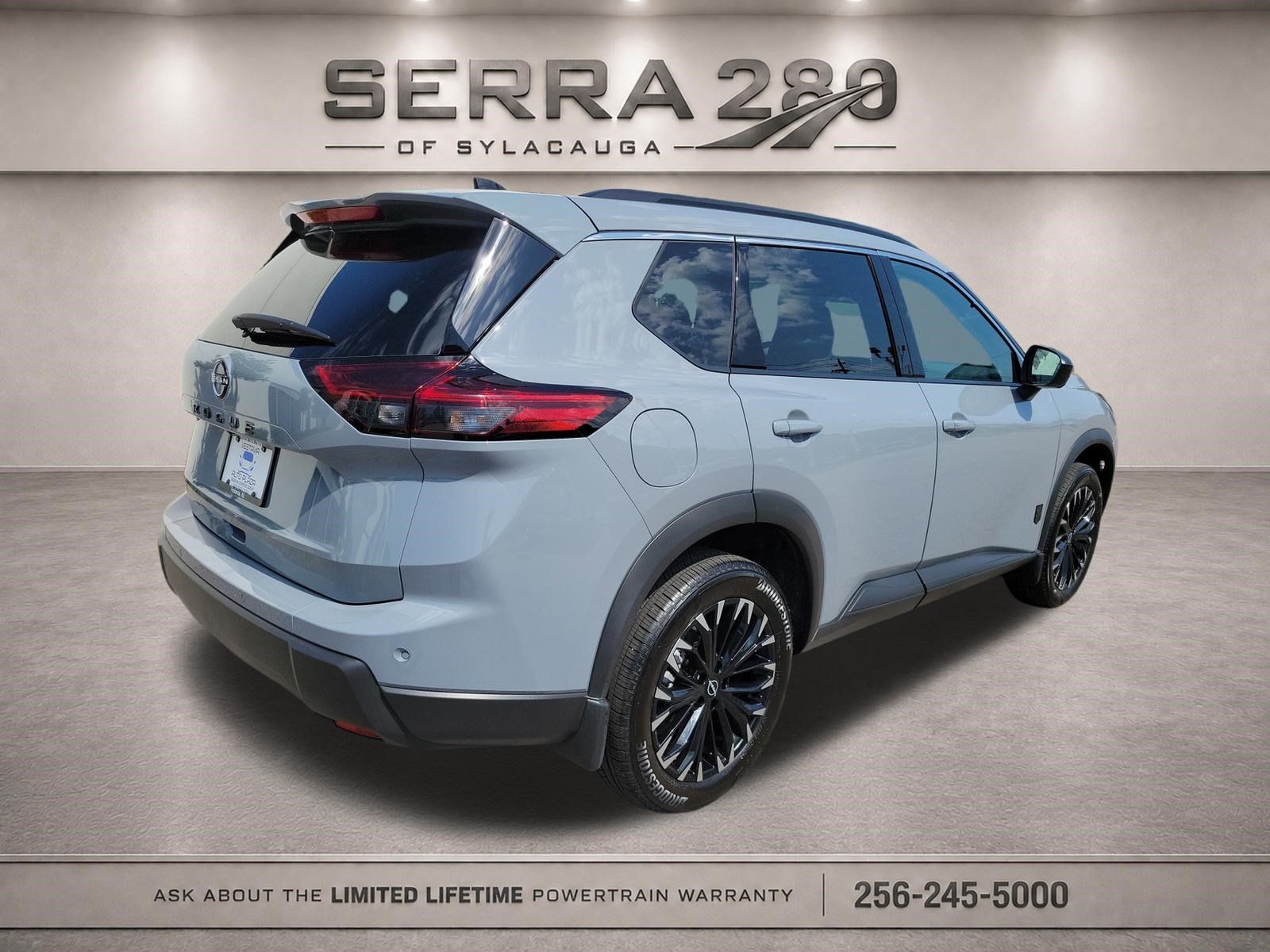 Used 2026 Nissan Rogue Dark Armor FWD image 5