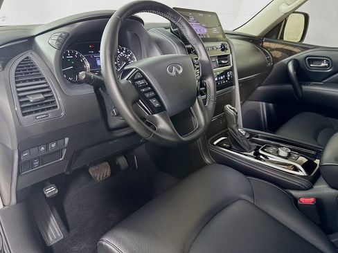 Certified 2024 INFINITI QX80 Luxe w/ Cargo Package image 11