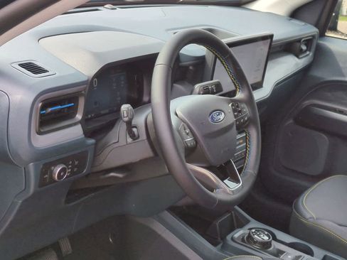 New 2025 Ford Maverick Lobo image 10