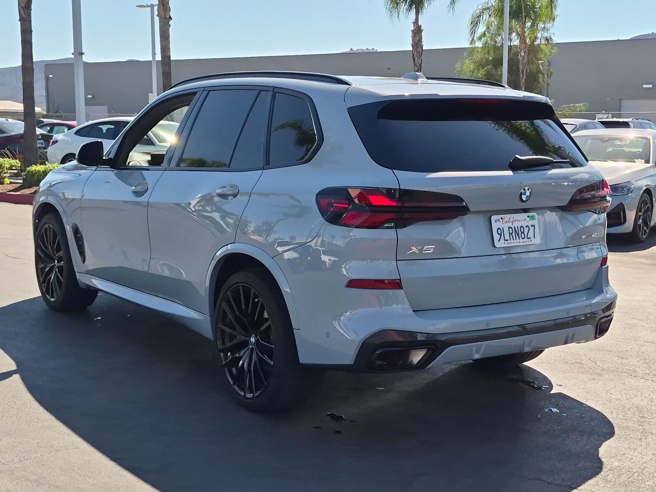 Certified 2024 BMW X5 sDrive40i w/ M Sport Package RWD image 8