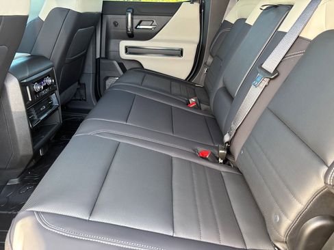 New 2026 GMC Hummer EV SUV image 25