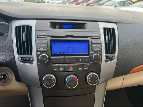 Used 2009 Hyundai Sonata GLS image 16