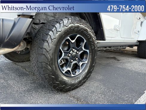 Used 2022 Jeep Wrangler Unlimited Rubicon 4xe w/ Cold Weather Group AWD/4WD image 9