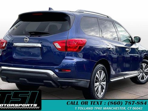 Used 2020 Nissan Pathfinder SV FWD image 2