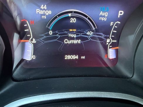 Certified 2021 Jeep Compass Latitude w/ Convenience Group image 19