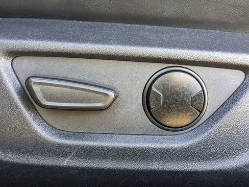 Used 2024 Ford Mustang Premium image 17