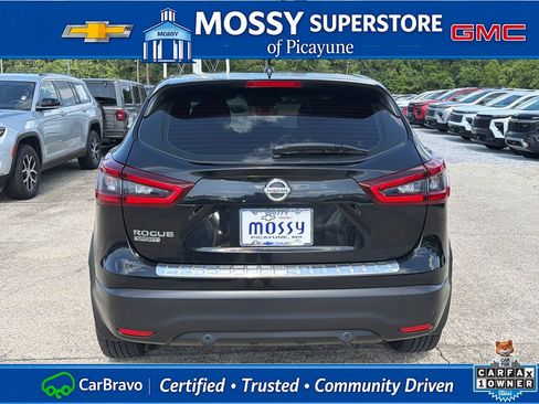 Certified 2020 Nissan Rogue Sport S FWD image 5