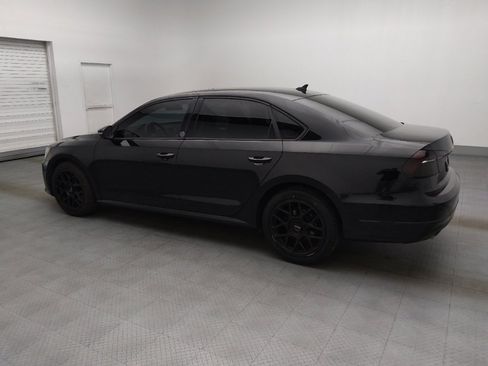 Used 2019 Volkswagen Passat 2.0T Wolfsburg w/ Wheels & Sunroof Package FWD image 3