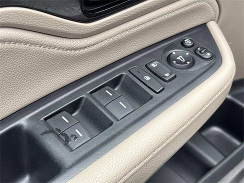 Used 2023 Honda Odyssey Elite image 25