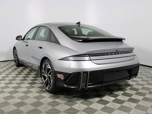Used 2024 Hyundai Ioniq 6 SEL RWD image 33