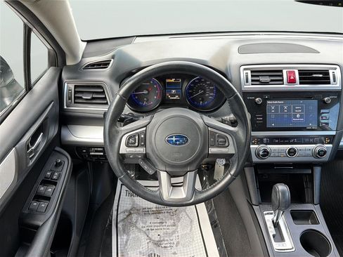 Used 2015 Subaru Legacy 2.5i Premium AWD/4WD image 20