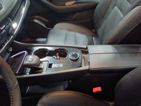 Used 2024 Nissan Rogue SL w/ SL Premium Package image 17