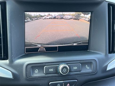 Used 2022 GMC Terrain SLE w/ Driver Convenience Package image 26