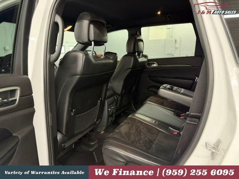 Used 2018 Jeep Grand Cherokee Altitude AWD/4WD image 27