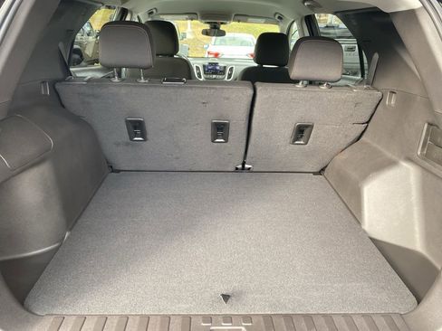 Used 2024 Chevrolet Equinox LT image 16